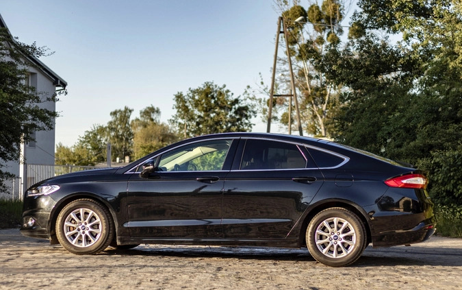Ford Mondeo cena 54900 przebieg: 178600, rok produkcji 2015 z Wrocław małe 704